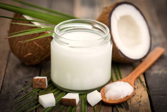 Top 5 Benefits of Ayurvedic Oil Pulling (Plus How to Do It)