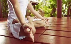 Get Comfortable During Meditation With These Popular Postures & Modifications